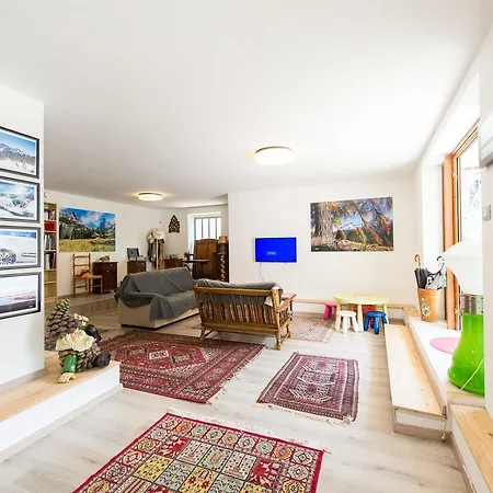 Alpen Casavacanze Aparthotel Pinzolo